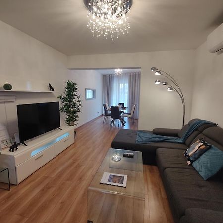 Central Modern Sliema 2 Bedroom Apartment Экстерьер фото