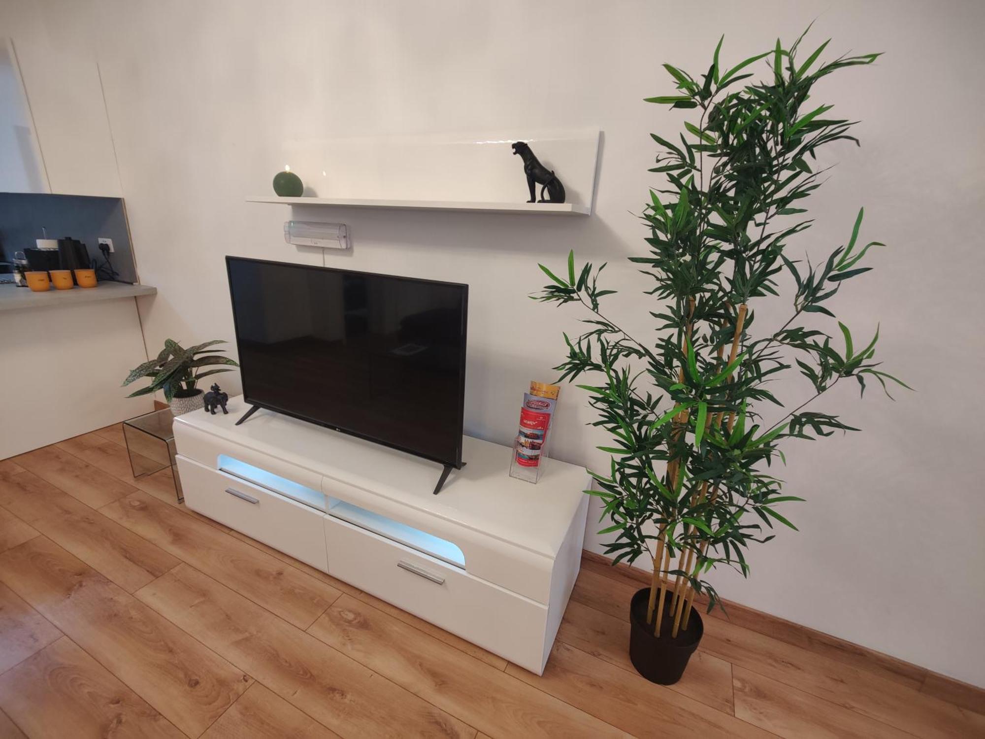 Central Modern Sliema 2 Bedroom Apartment Экстерьер фото